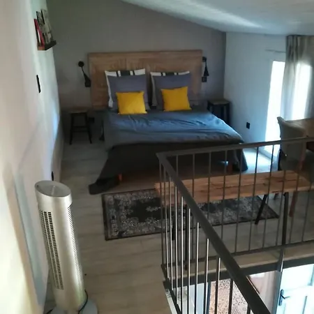 La Petite Maison Laroque-Timbaut