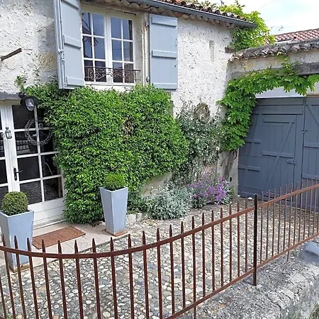 La Petite Maison 3*