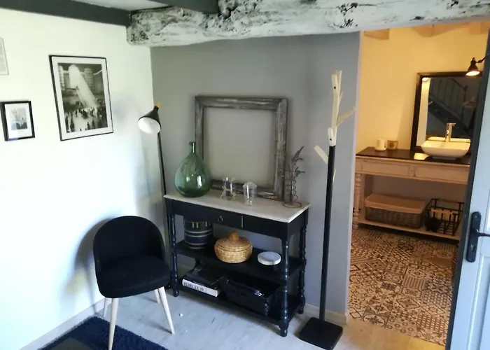 Bed & Breakfast La Petite Maison Laroque-Timbaut