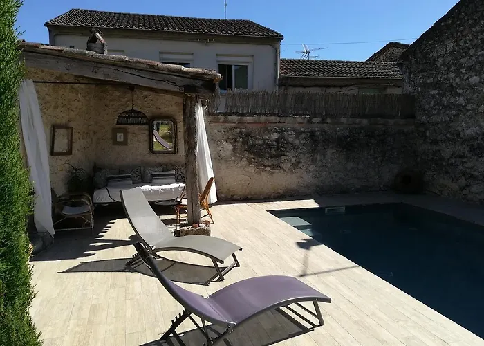 La Petite Maison Laroque-Timbaut